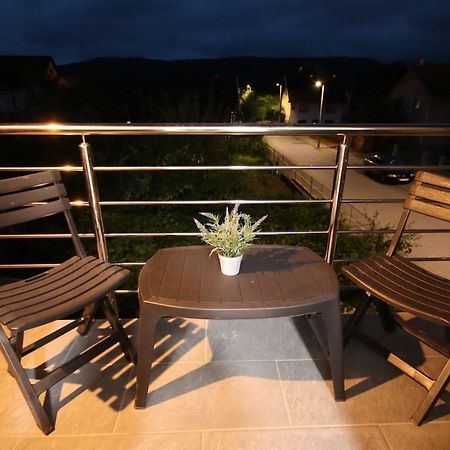 Apartman F&F Otočac Extérieur photo