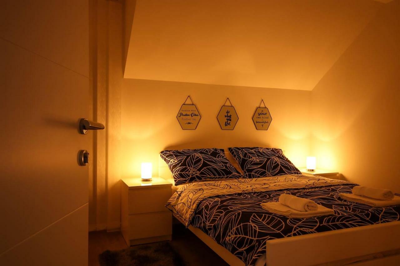 Apartman F&F Otočac Extérieur photo