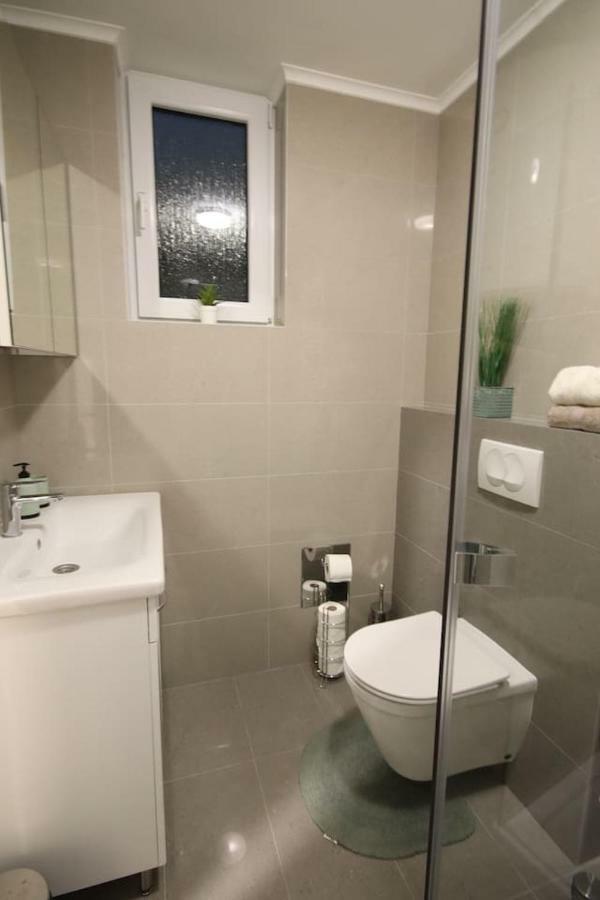 Apartman F&F Otočac Extérieur photo